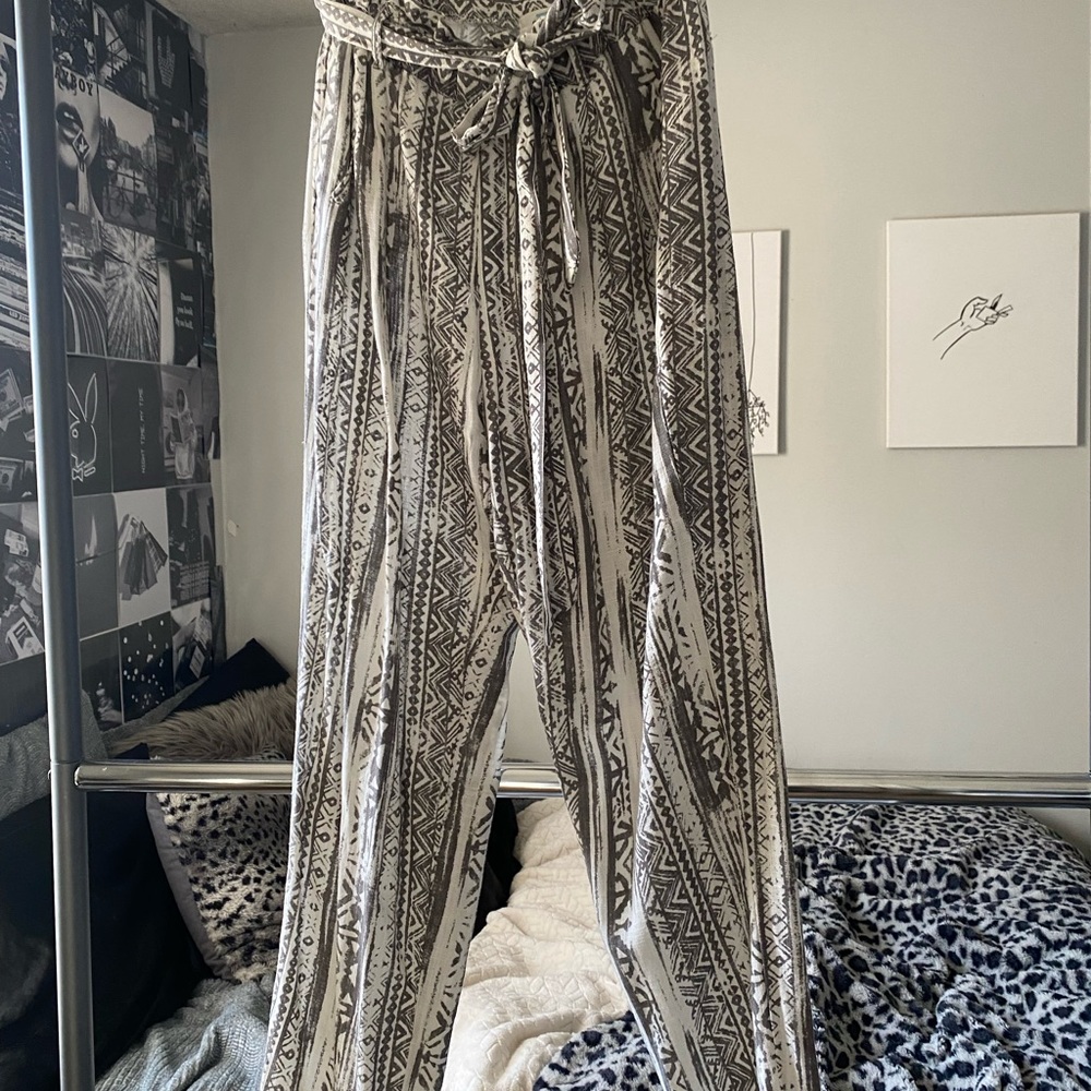 printed flowey pants